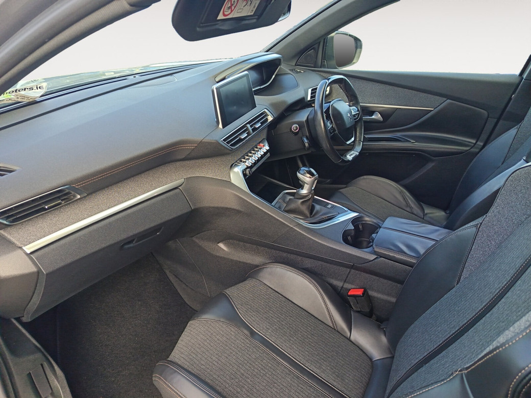 2018 Peugeot 5008