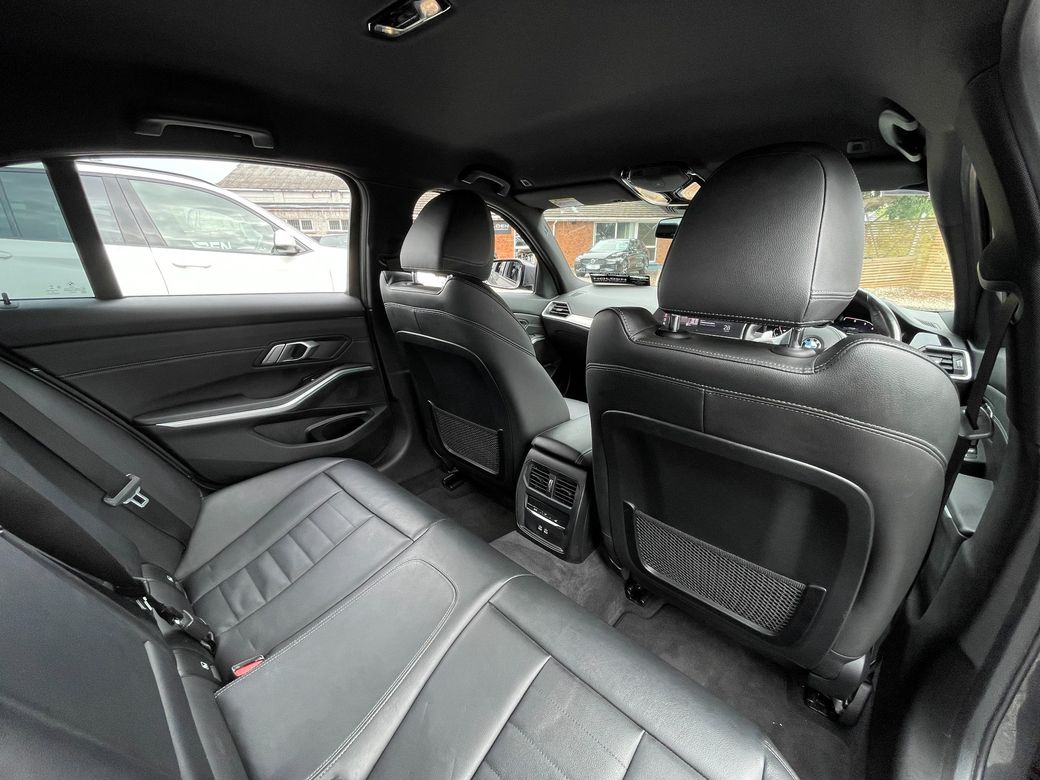 2021 BMW 3 Series