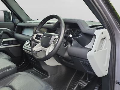 2023 Land Rover Defender
