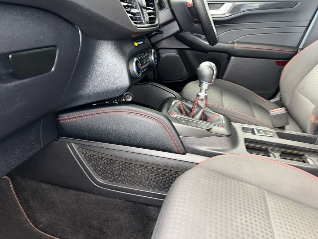 2022 Ford Kuga