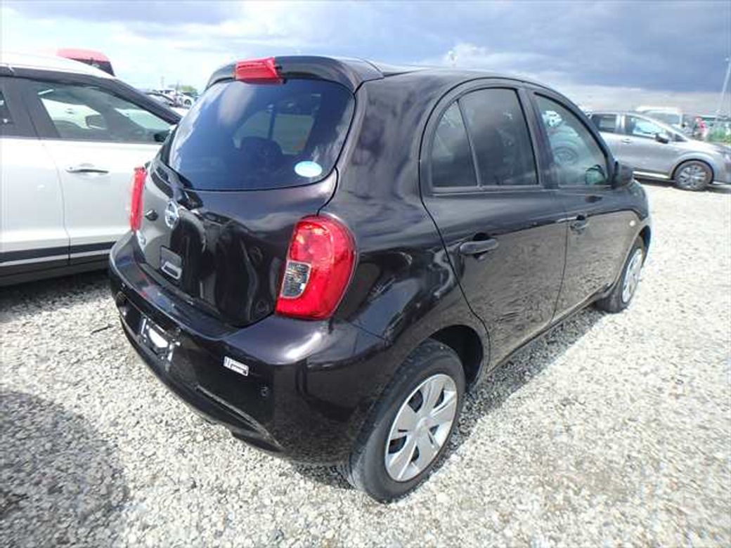 2022 Nissan March