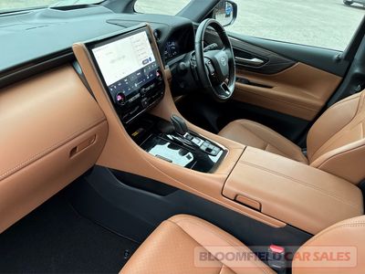 2025 Toyota Alphard