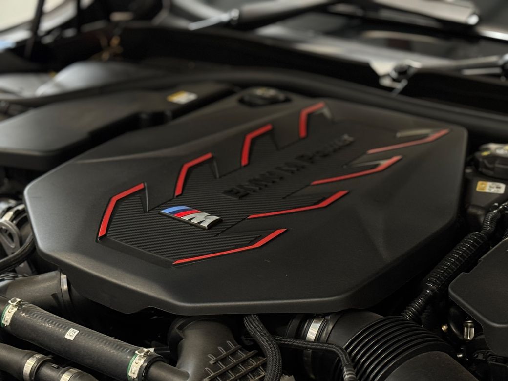 2025 BMW M5