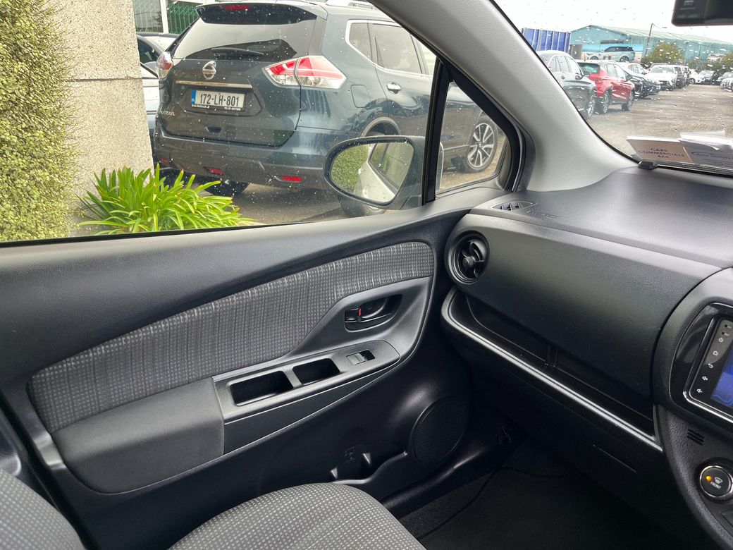 2020 Toyota Vitz