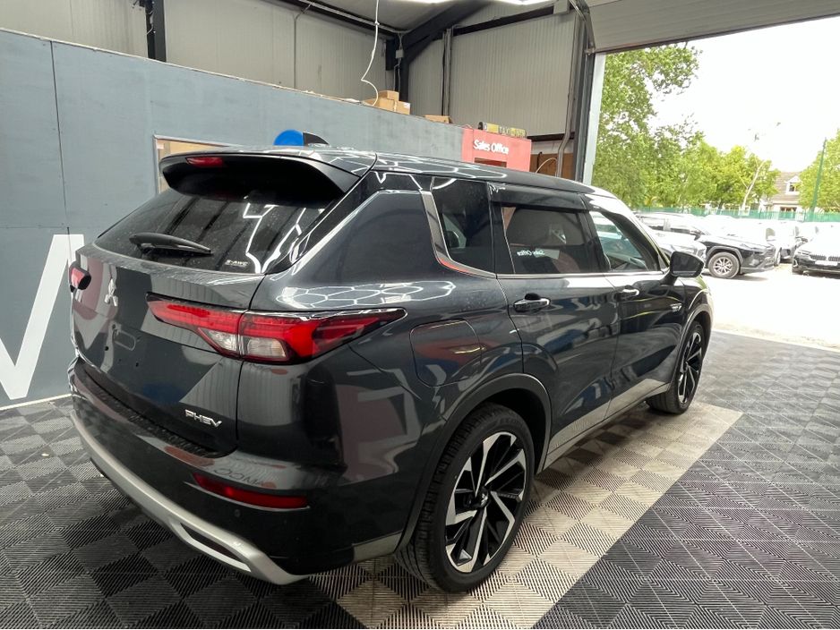 2024 Mitsubishi Outlander