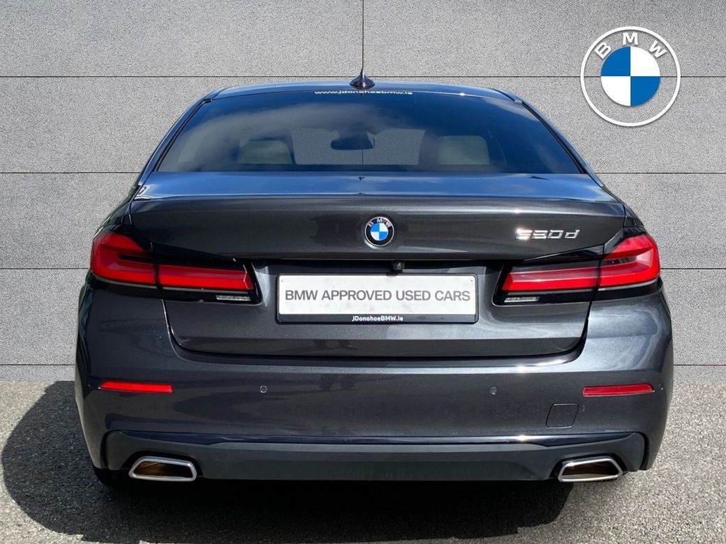 2022 BMW 5 Series