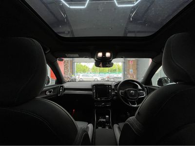 2022 Volvo XC40
