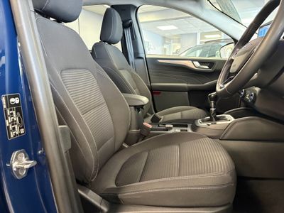 2022 Ford Kuga