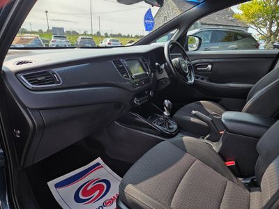 2017 Kia Carens