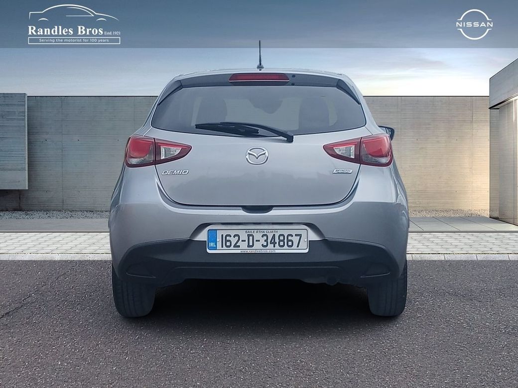 2016 Mazda Demio