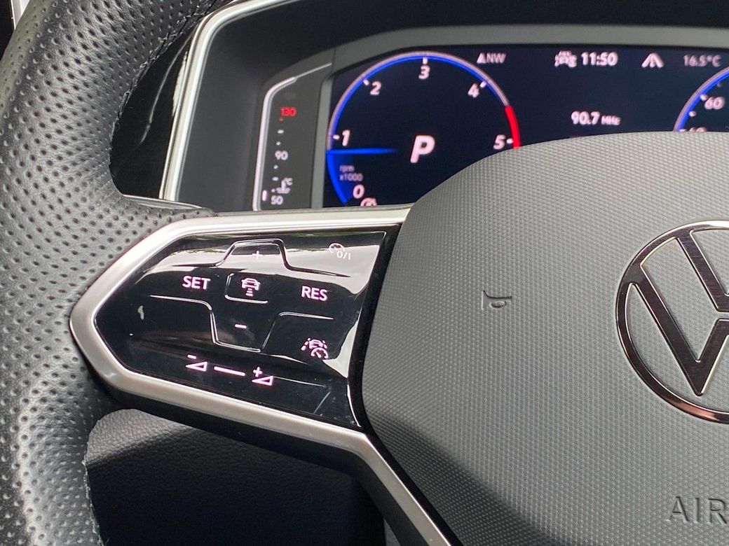 2023 Volkswagen T-Roc
