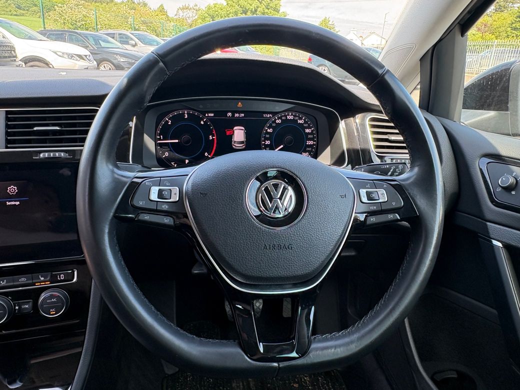 2019 Volkswagen Golf