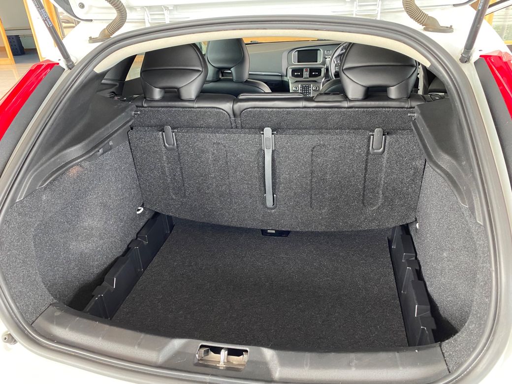 2015 Volvo V40