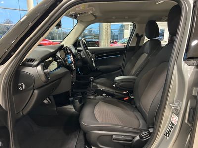 2024 Mini Hatch
