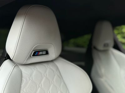 2020 BMW M8