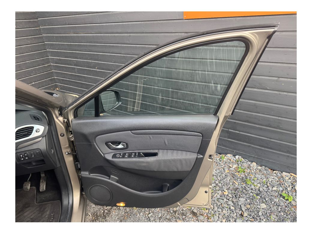 2010 Renault Scenic