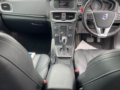 2015 Volvo V40