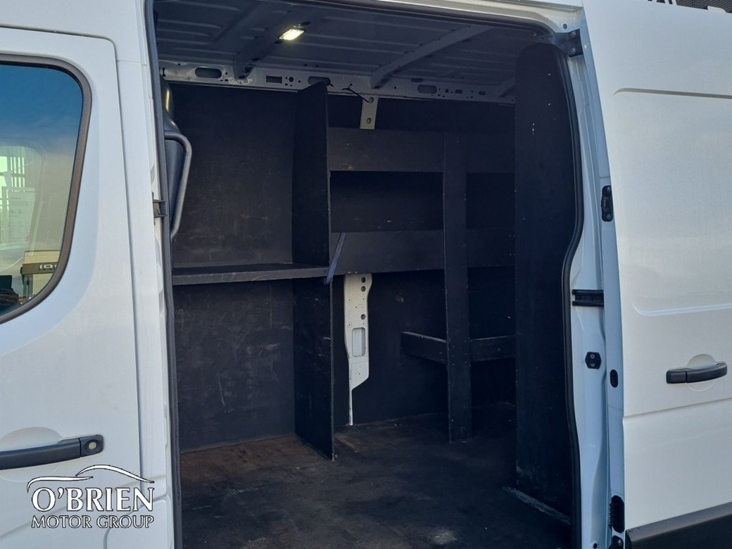 2022 Renault Master