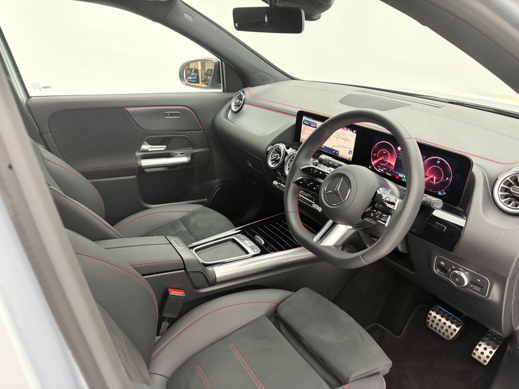 2025 Mercedes-Benz EQA