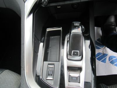 2022 Peugeot 5008