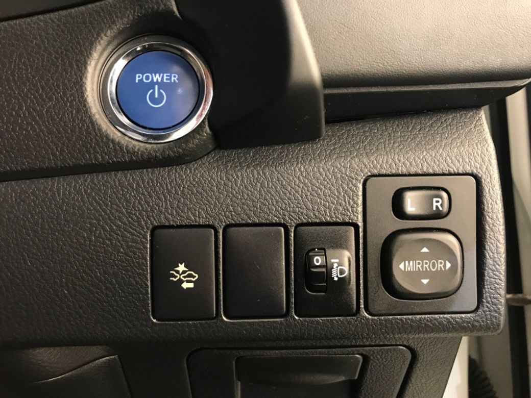 2018 Toyota Auris