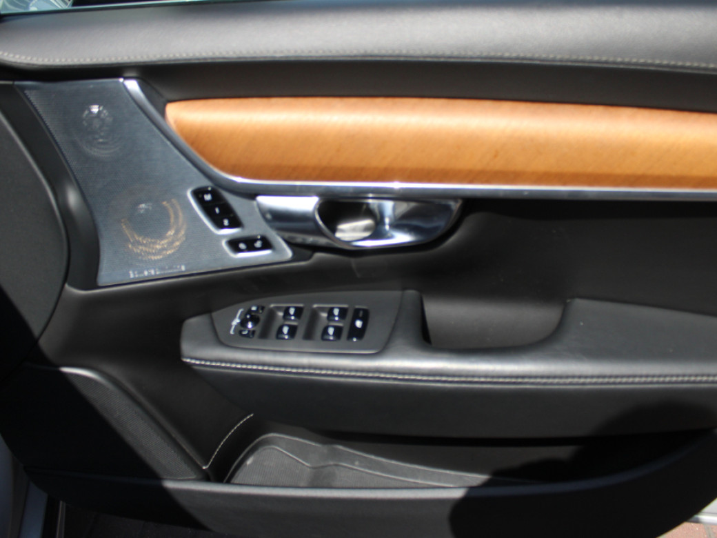 2019 Volvo V90