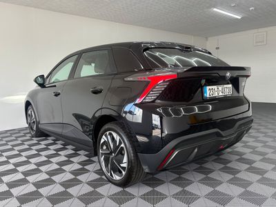 2023 MG 4