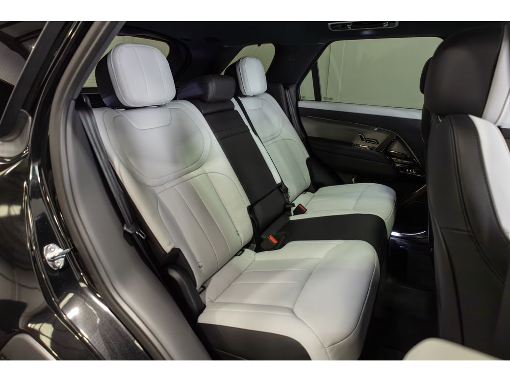 2026 Land Rover Range Rover Sport