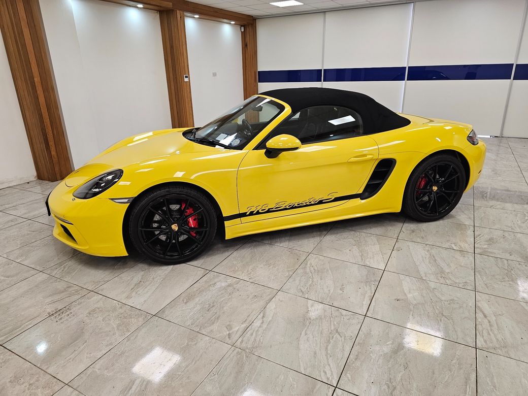 2017 Porsche Boxster