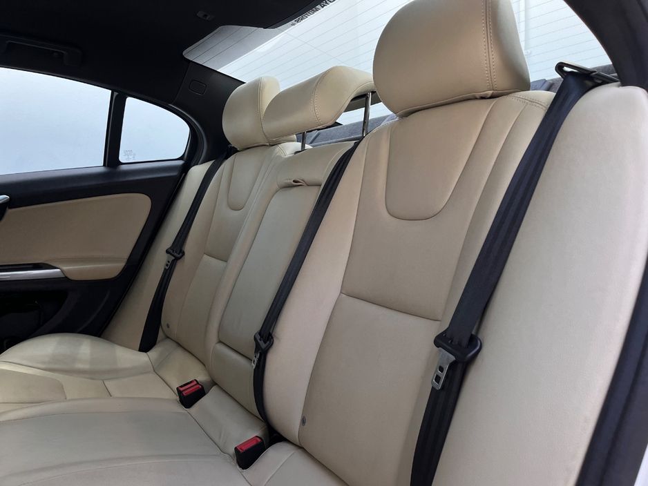 2016 Volvo S60