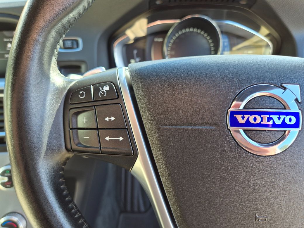 2017 Volvo V60