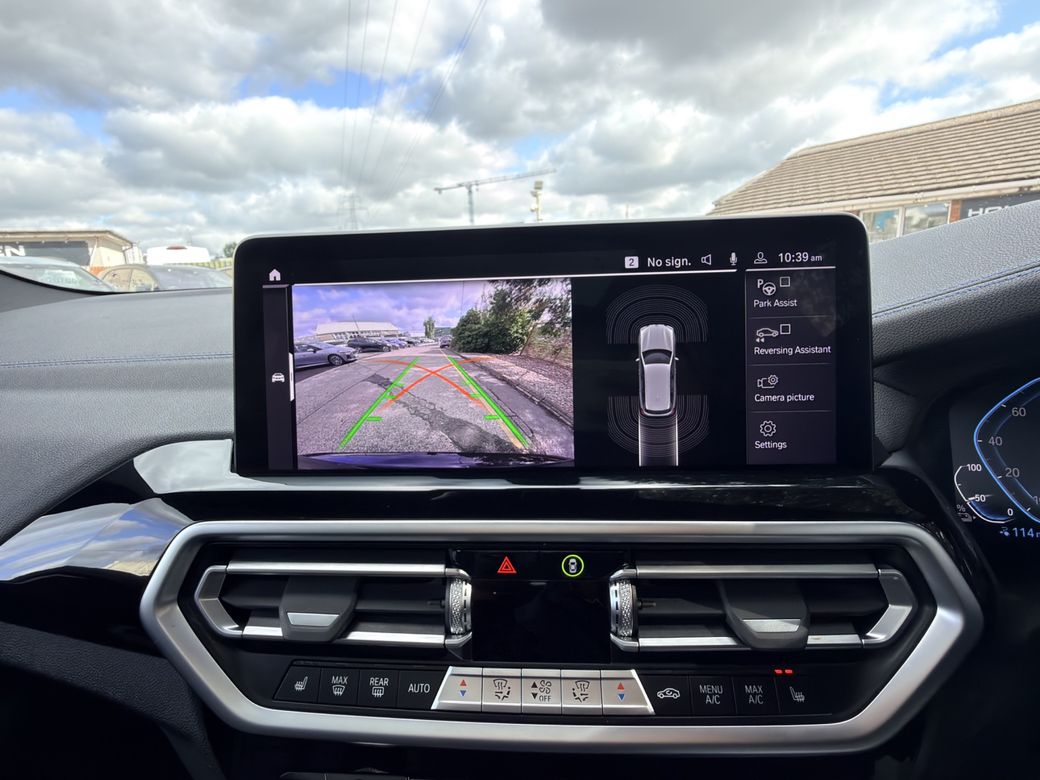 2025 BMW iX3