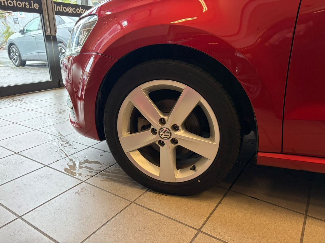 2017 Volkswagen Polo
