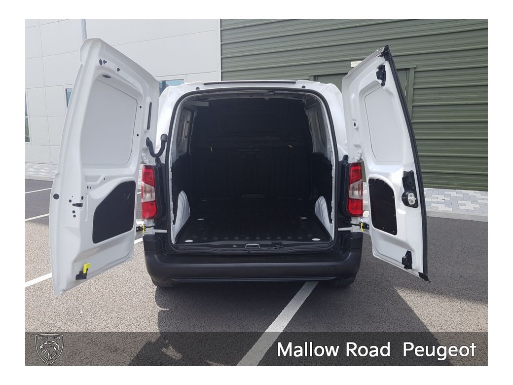 2023 Peugeot Partner