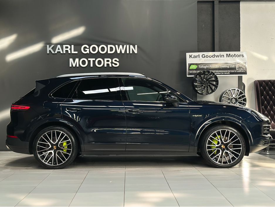 2022 Porsche Cayenne