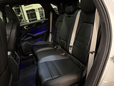 2022 Porsche Cayenne