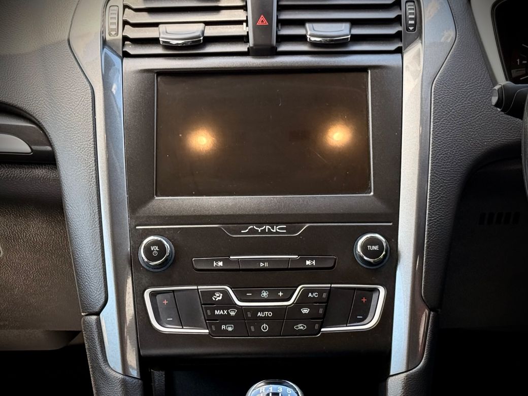 2020 Ford Mondeo