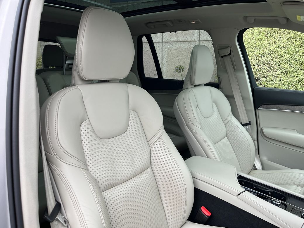2022 Volvo XC90