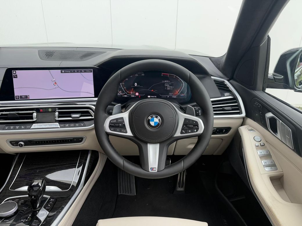 2020 BMW X7