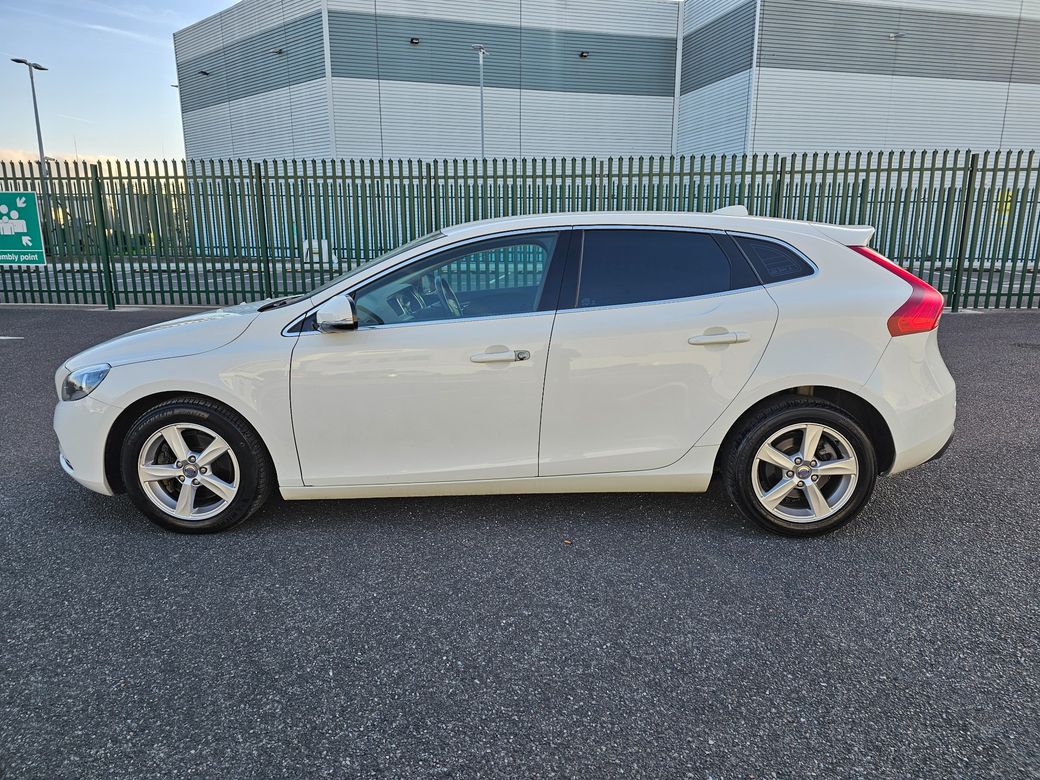 2013 Volvo V40