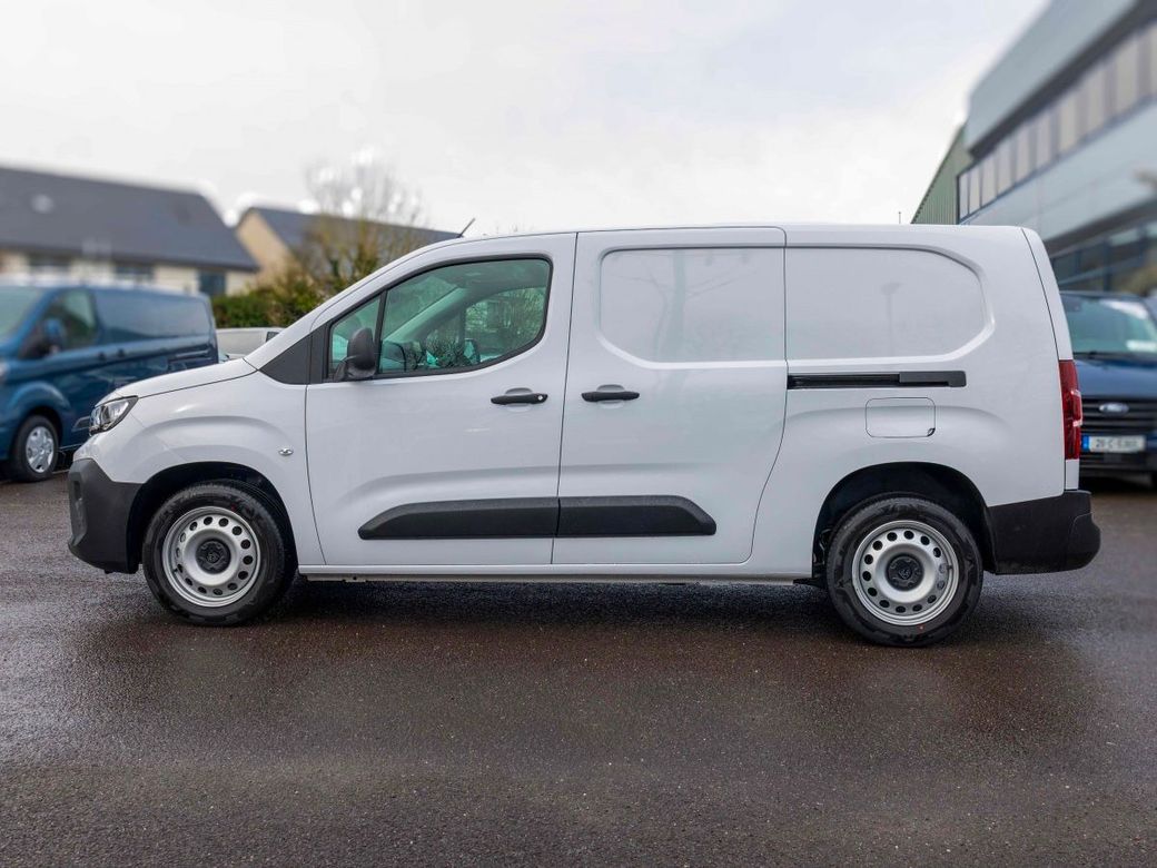 2026 Peugeot Partner