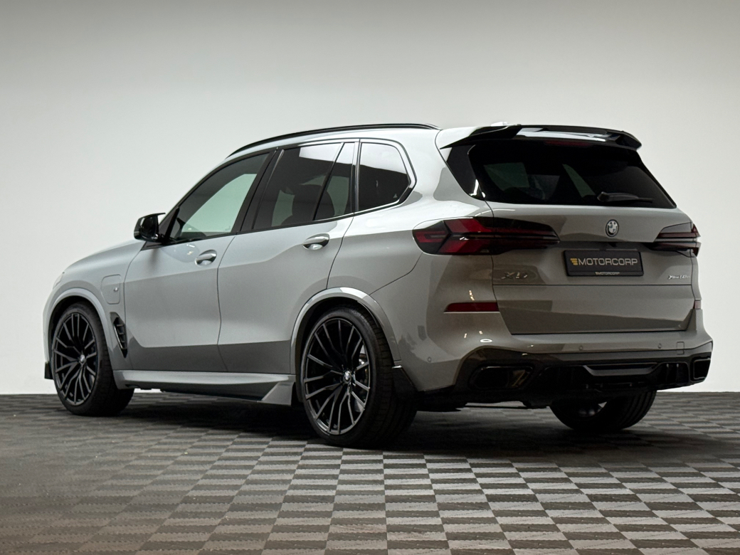 2025 BMW X5