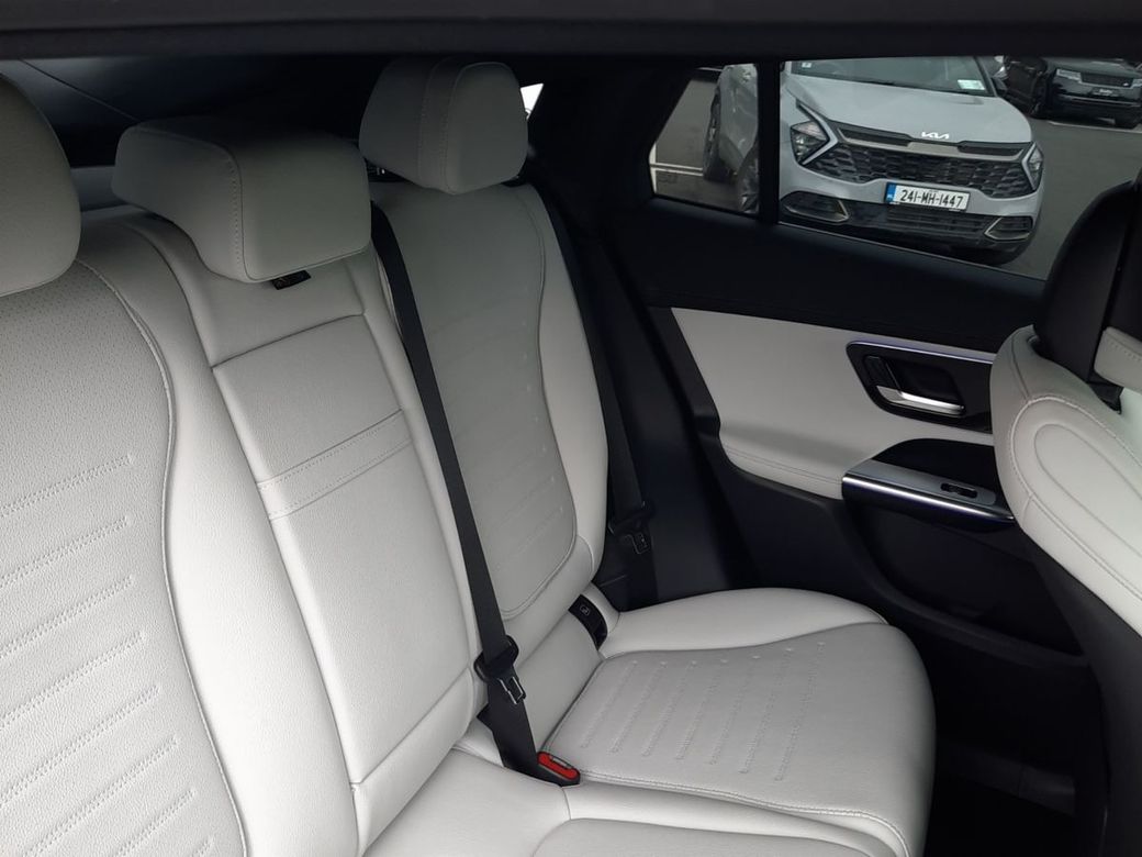 2025 Mercedes-Benz GLC Class