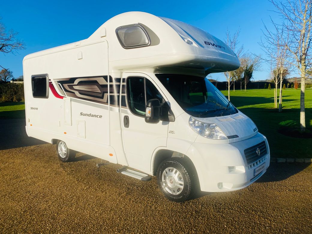 2014 SWIFT  SUNDANCE 584PR 4 BELT 4 BERTH R.H.D 