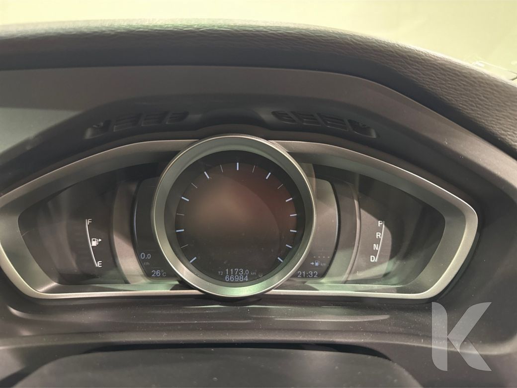 2019 Volvo V40
