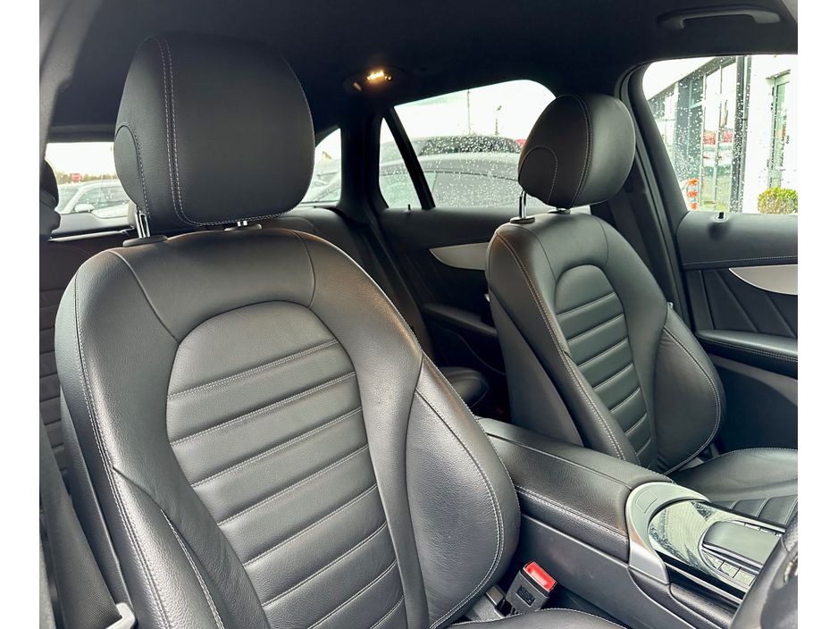 2022 Mercedes-Benz GLC Class