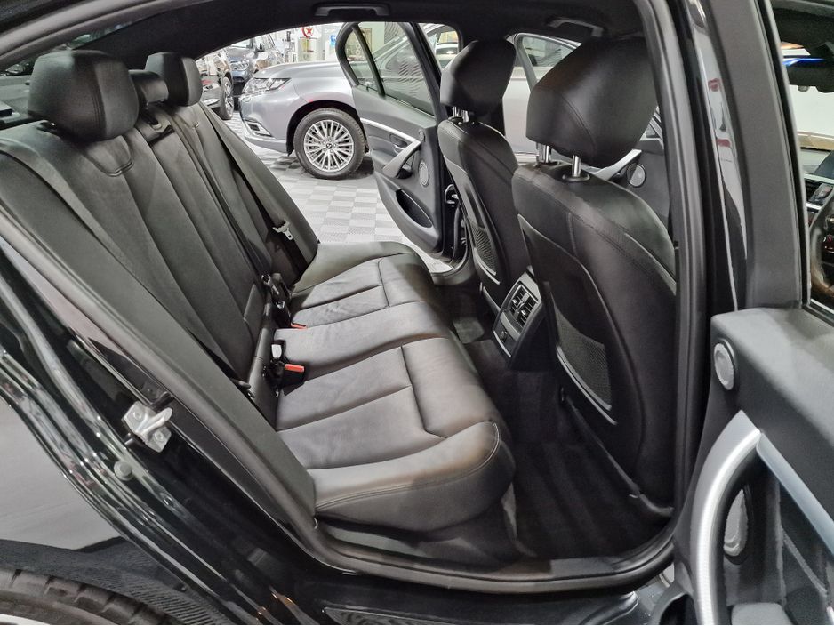 2018 BMW 3 Series