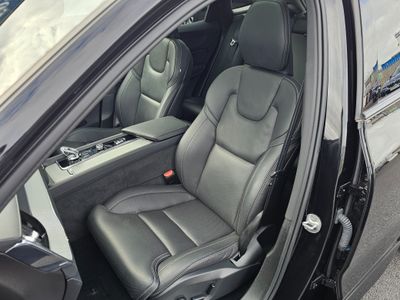 2025 Volvo XC60