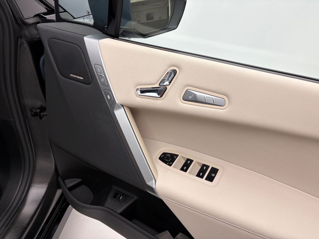 2024 BMW iX