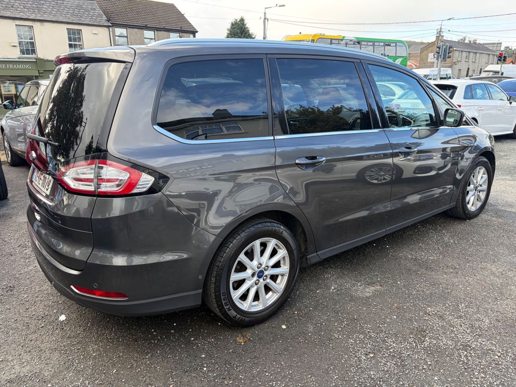 2017 Ford Galaxy